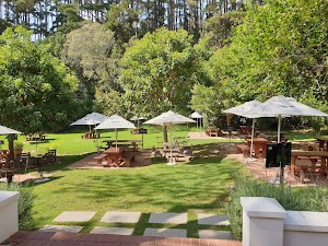Eagles' Nest Wine Farm hero image